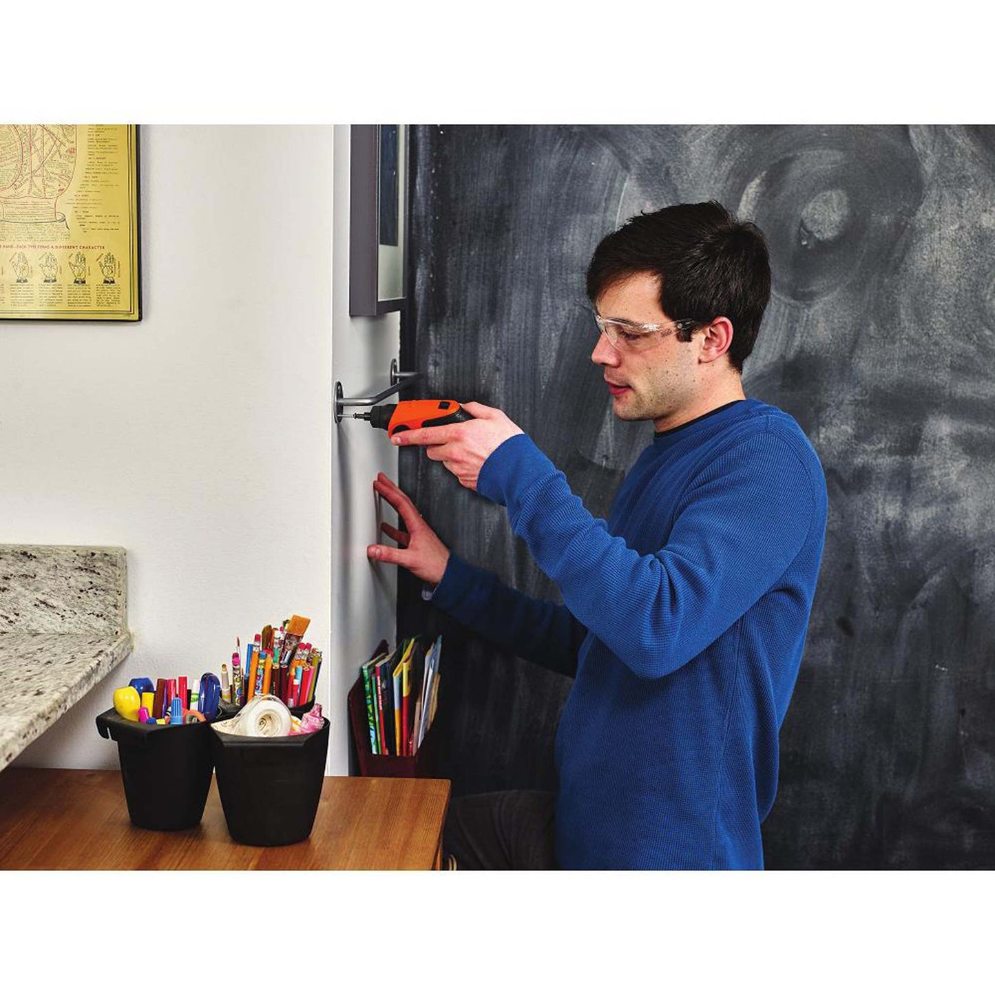 4V CORDLESS SCREWDRIVER