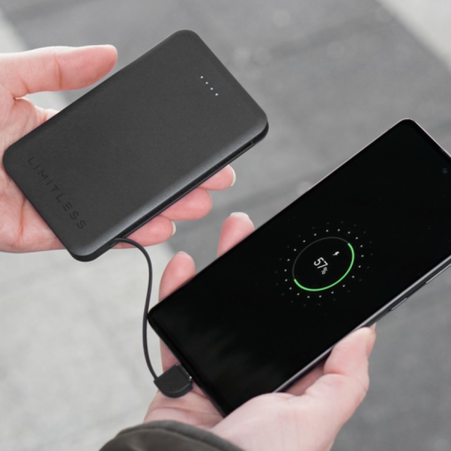 POCKETCHARGE 5,000MAH UNIVERSAL POWER BANK WITH BUILT-IN CHARGING CABLES - (BLACK METALLIC)