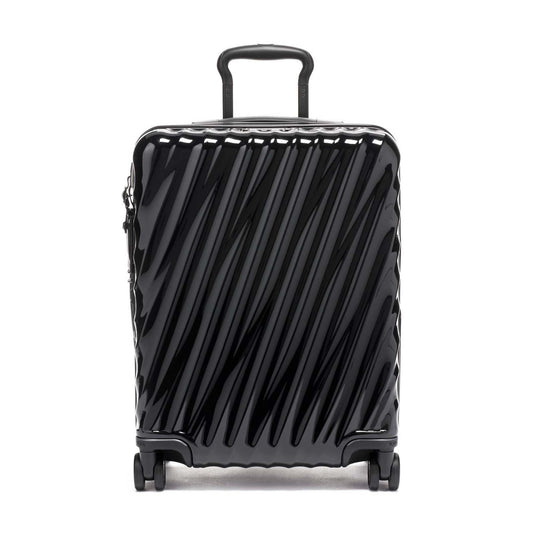 19 DEGREE CONTINENTAL EXPANDABLE HARDSIDE 4 WHEEL CARRY-ON BLACK