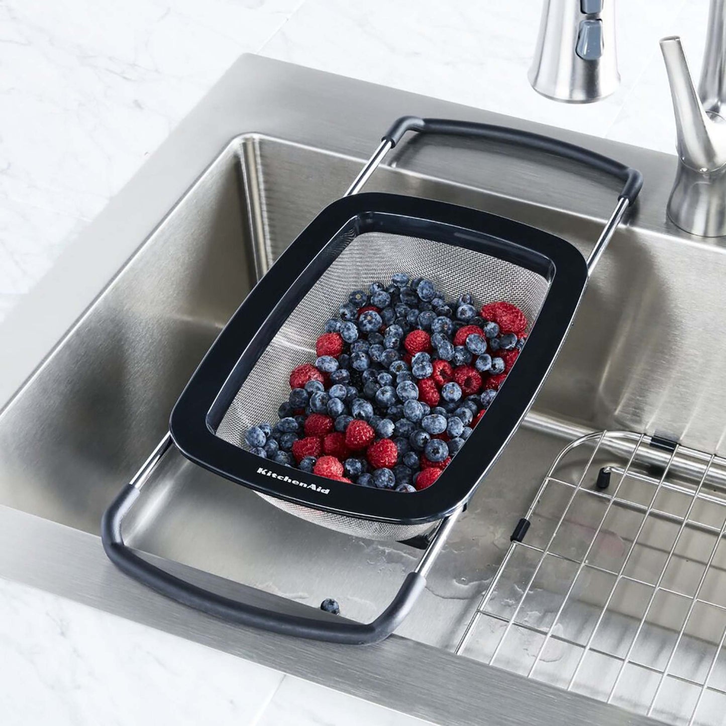 EXPANDABLE STAINLESS STEEL COLANDER