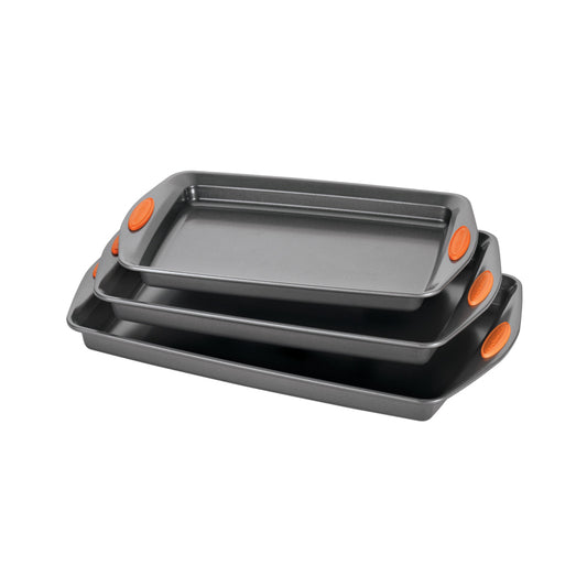 3 - PIECE OVEN LOVIN NONSTICK COOKIE PAN SET