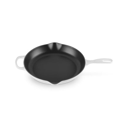 11.75" SIGNATURE CAST IRON SKILLET